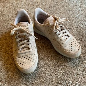 Nike Premium Internationalist Sneakers In Dusty Pink